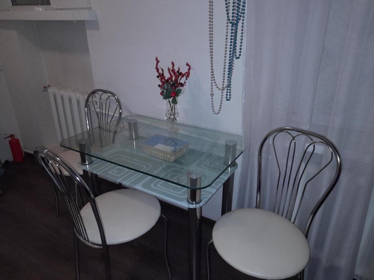 Modern Studio 15 Min To The City Centre Lviv Exteriör bild